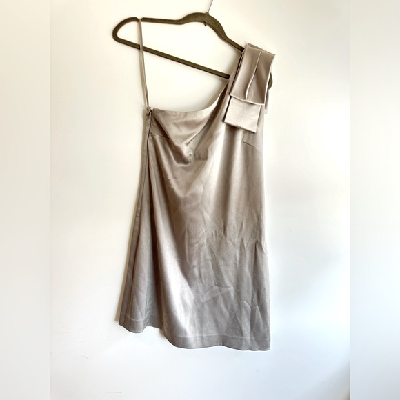 Club Monaco silver mini dress - Picture 2 of 6
